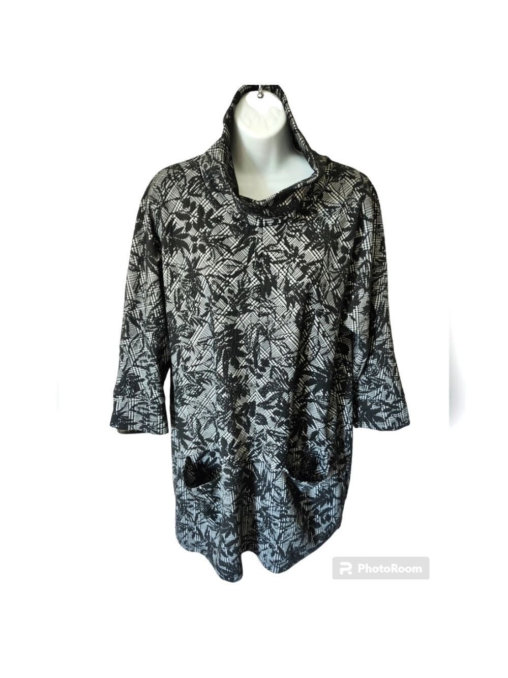 ARTEX Cowl Neck Black Plaid Floral Print Tunic Top Size Medium NWT